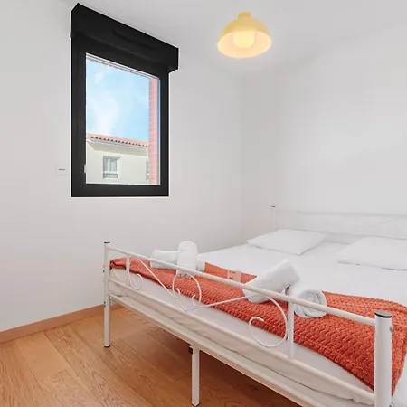 בית נופש Modern Townhouse With Parking